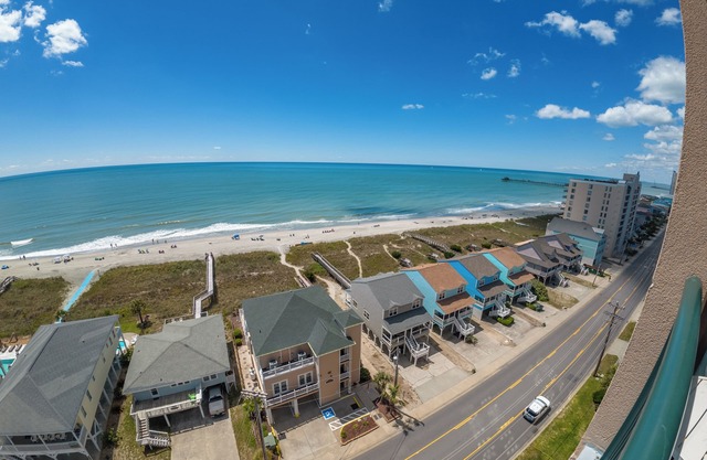 Yacht Club Villas 