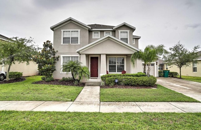 Family-Friendly Kissimmee Home with Private Lanai!