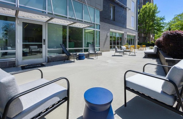 Home2 Suites by Hilton Greenville Downtown