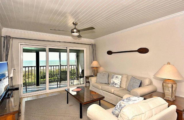 Land's End 8-403 Beach Front - Premier in St. Pete Beach