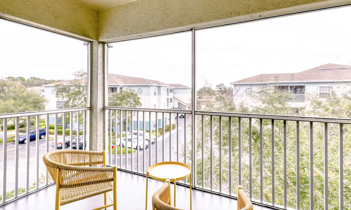 Pinellas Park Apartment | Modern Apartment in Prime Location (ID8573X64)