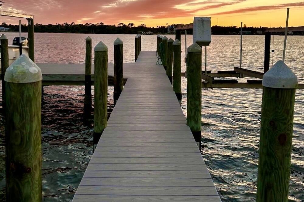 Grant-Valkaria House | 4/3 Waterfront on Private Island. Watch dolphins & breathtaking sunsets!