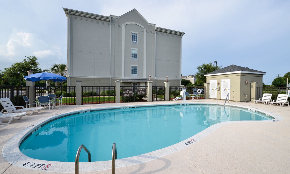 Myrtle Beach Hotel | Comfort Suites Myrtle Beach Central