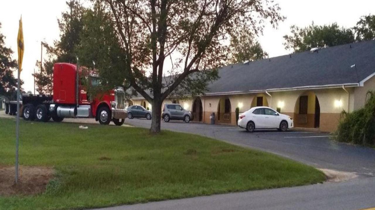 Photo of Buildings in Rockingham