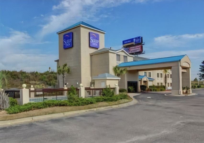 Photo of Buildings in Walterboro - St. George
