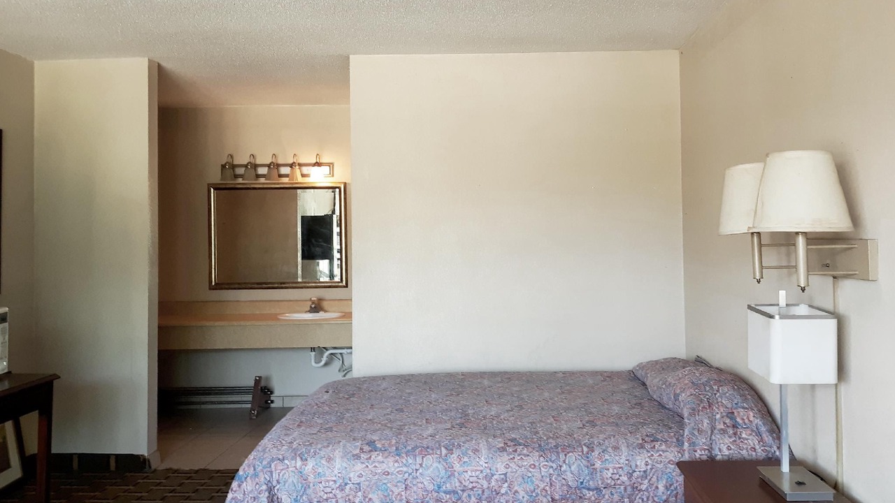 Photo of Bedroom in Douglas