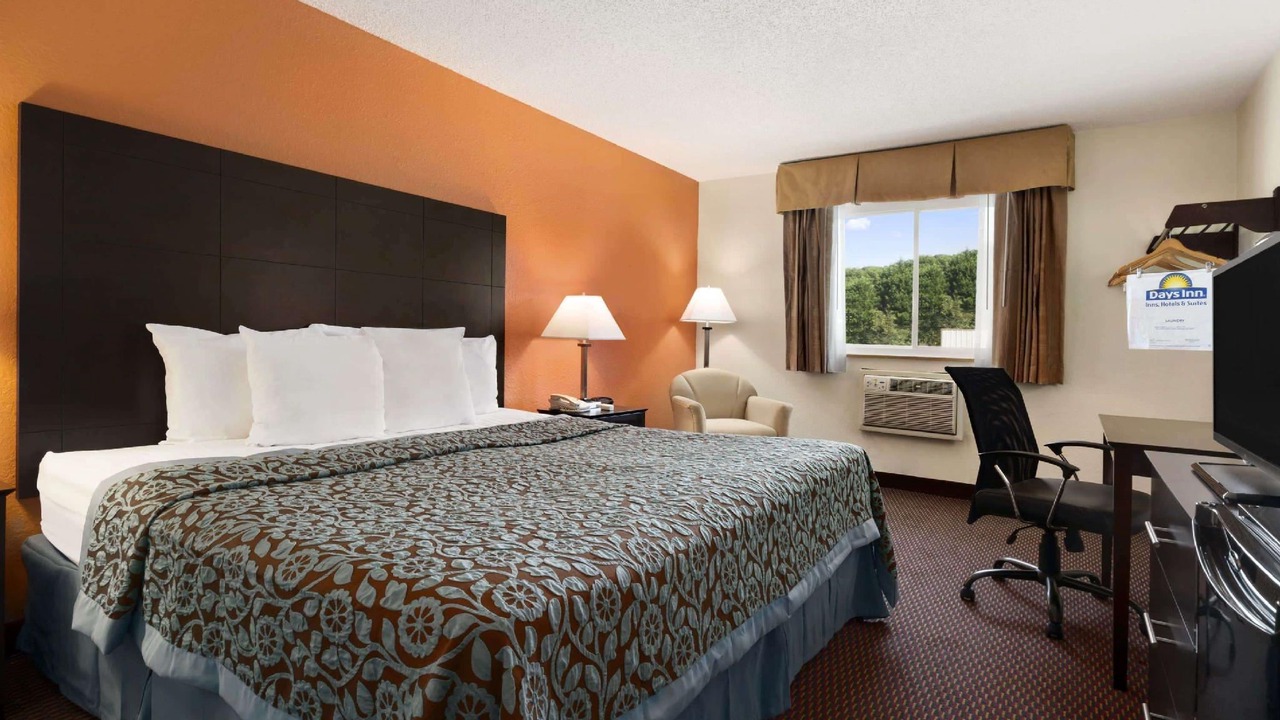 Photo of Bedroom in Greenwood