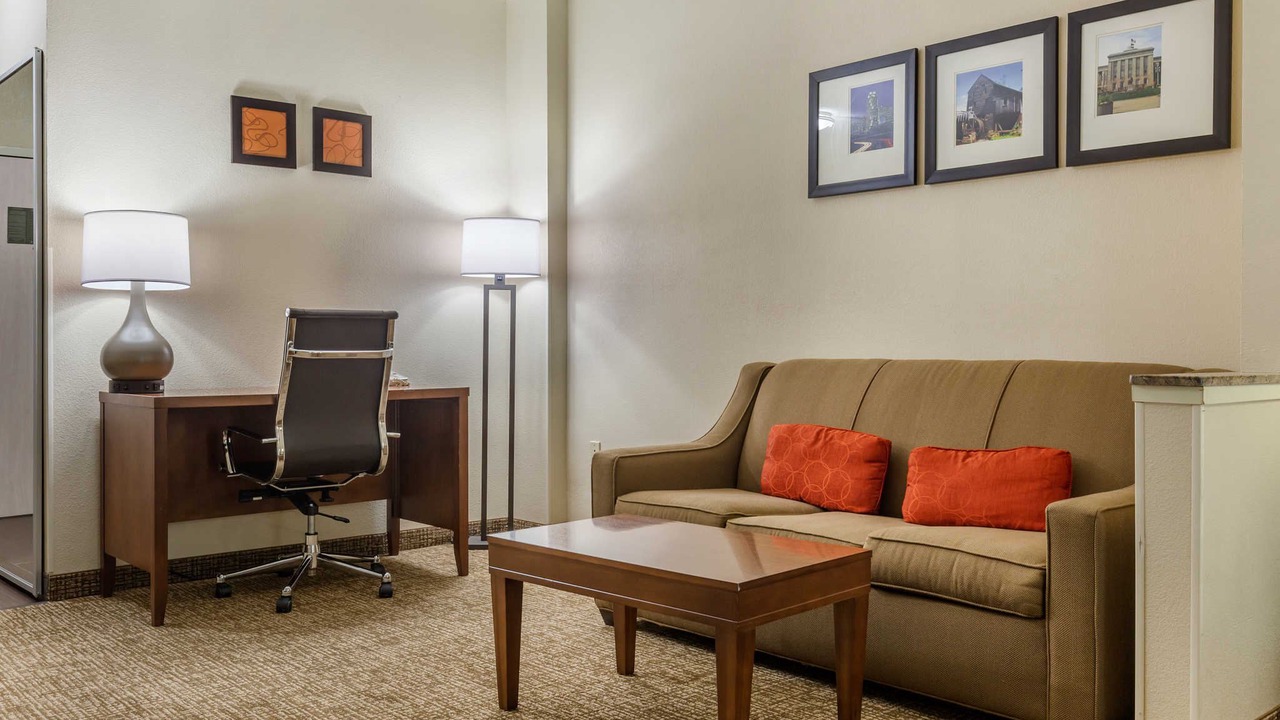 Photo of Livingroom in Southeast Raleigh