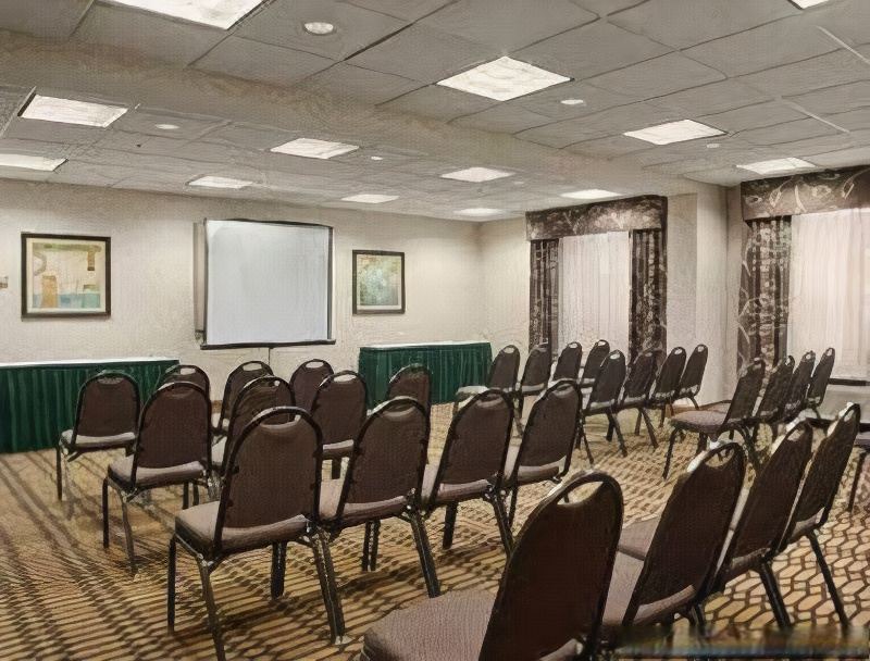 Photo of Livingroom in Terry Sanford