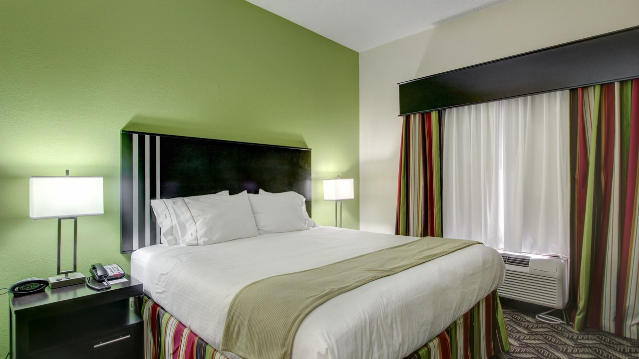Photo of Bedroom in Richmond Hill