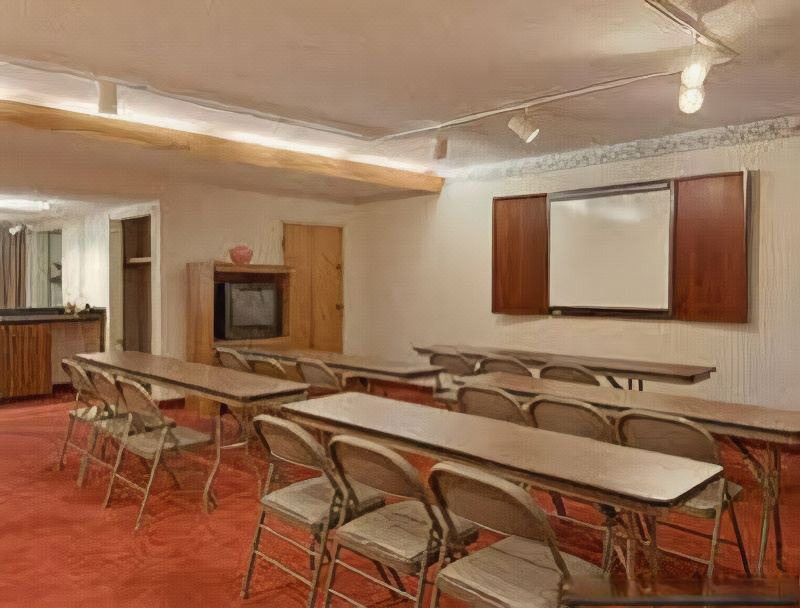 Photo of Livingroom in Clinton