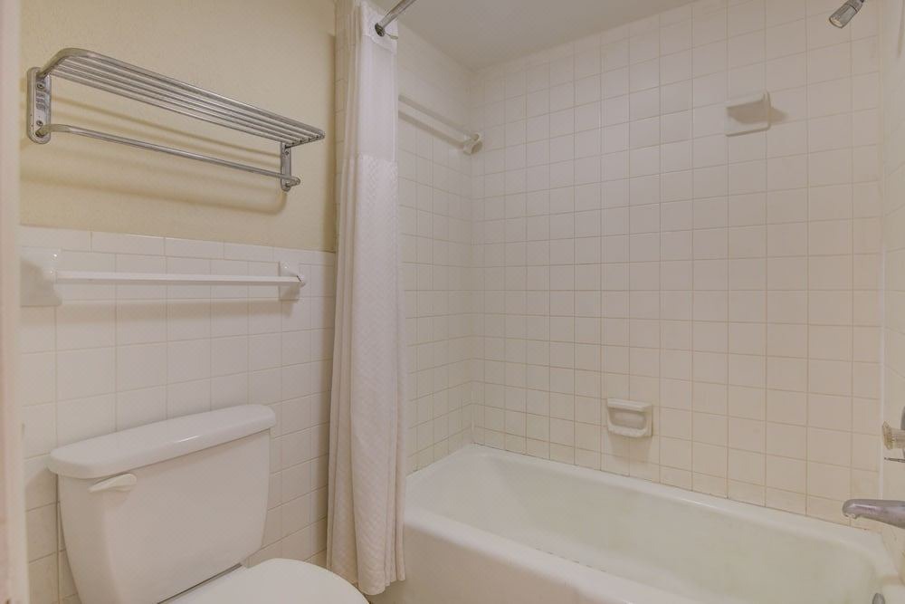 Photo of Bathroom in Douglas