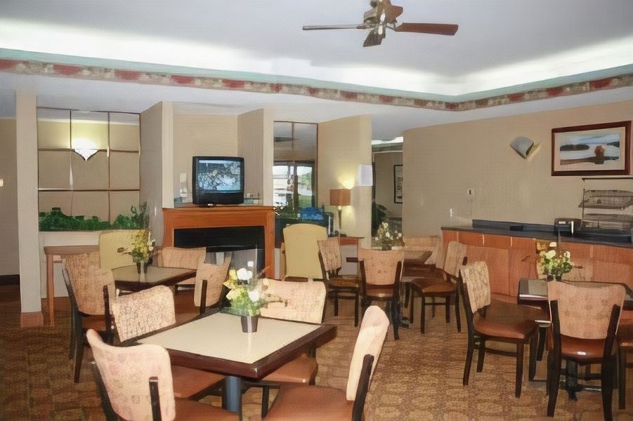 Photo of Livingroom in Creedmoor