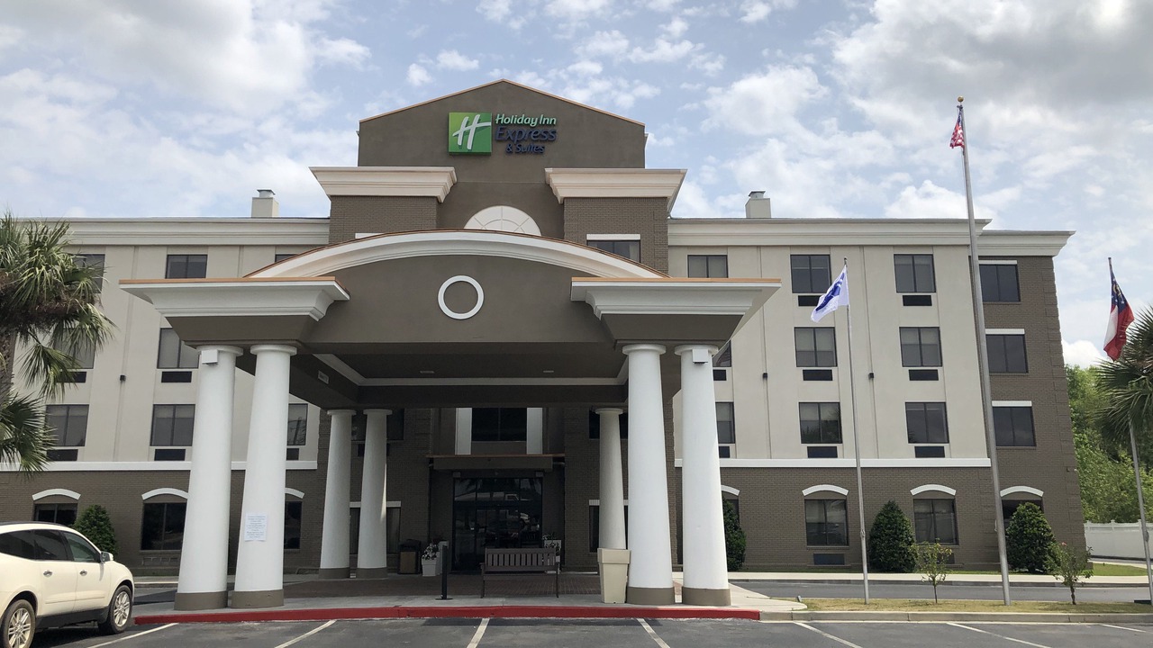 Photo of Buildings in Douglas