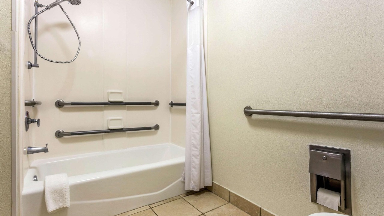 Photo of Bathroom in Walterboro