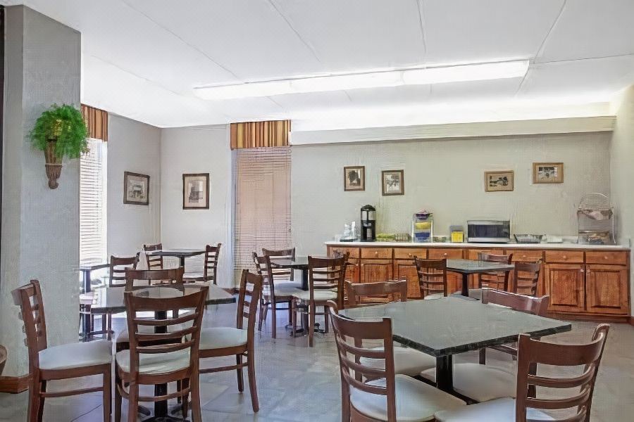 Photo of Livingroom in Statesboro