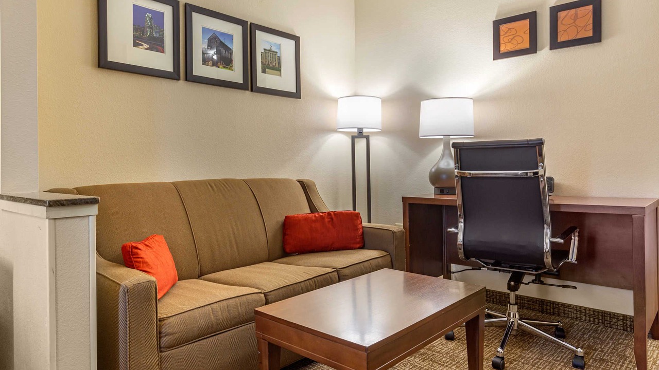Photo of Livingroom in Southeast Raleigh