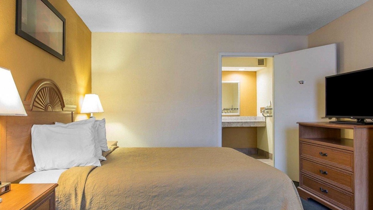 Photo of Bedroom in Seiglers Crossroads