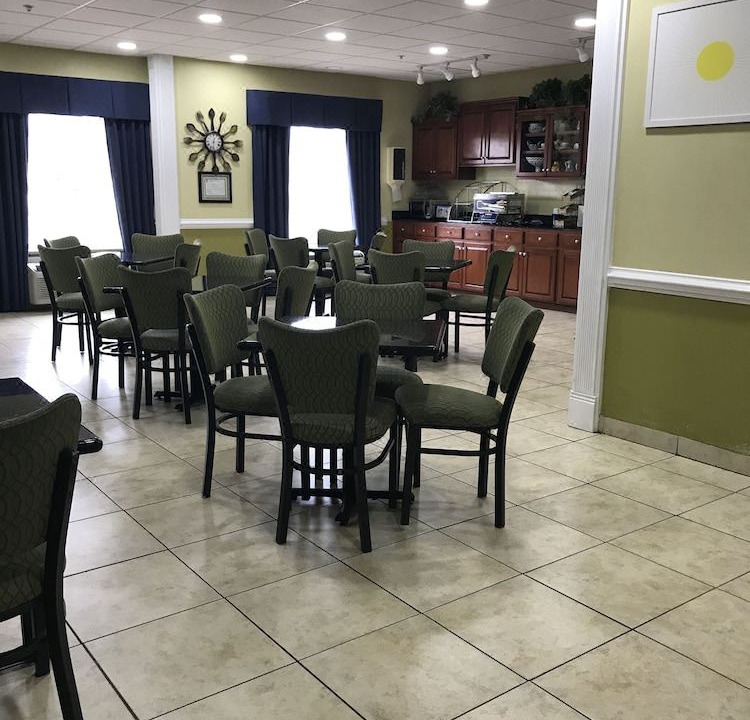 Photo of Livingroom in Port Wentworth