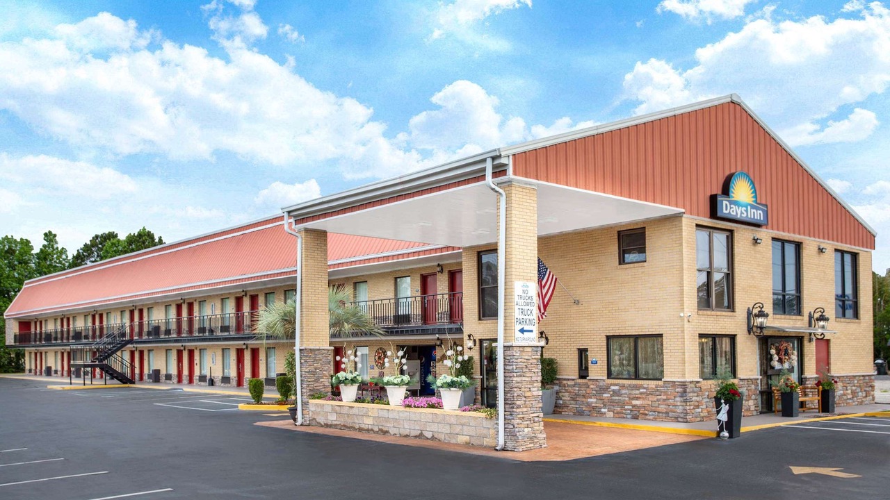 Photo of Buildings in Lake City
