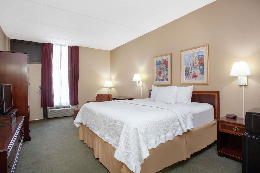 Photo of Bedroom in Statesboro