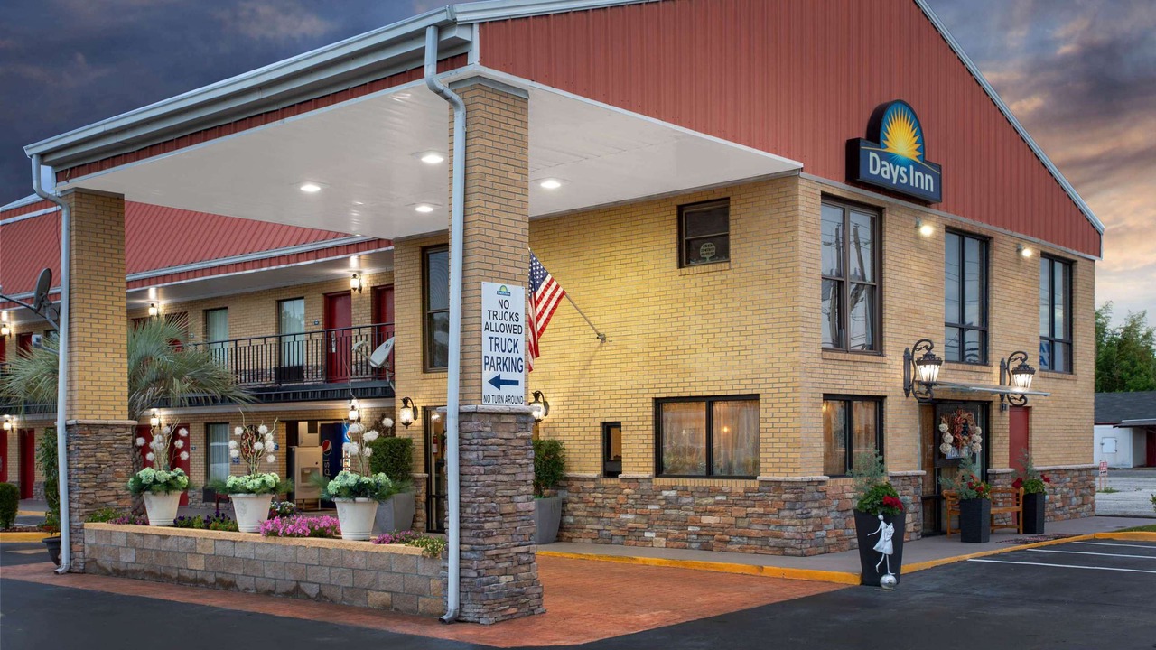 Photo of Buildings in Lake City
