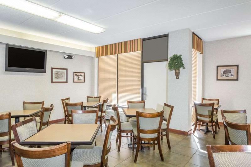 Photo of Livingroom in Statesboro