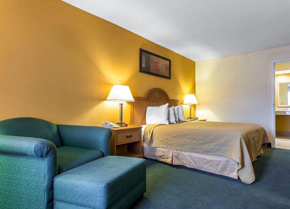 Photo of Bedroom in Seiglers Crossroads