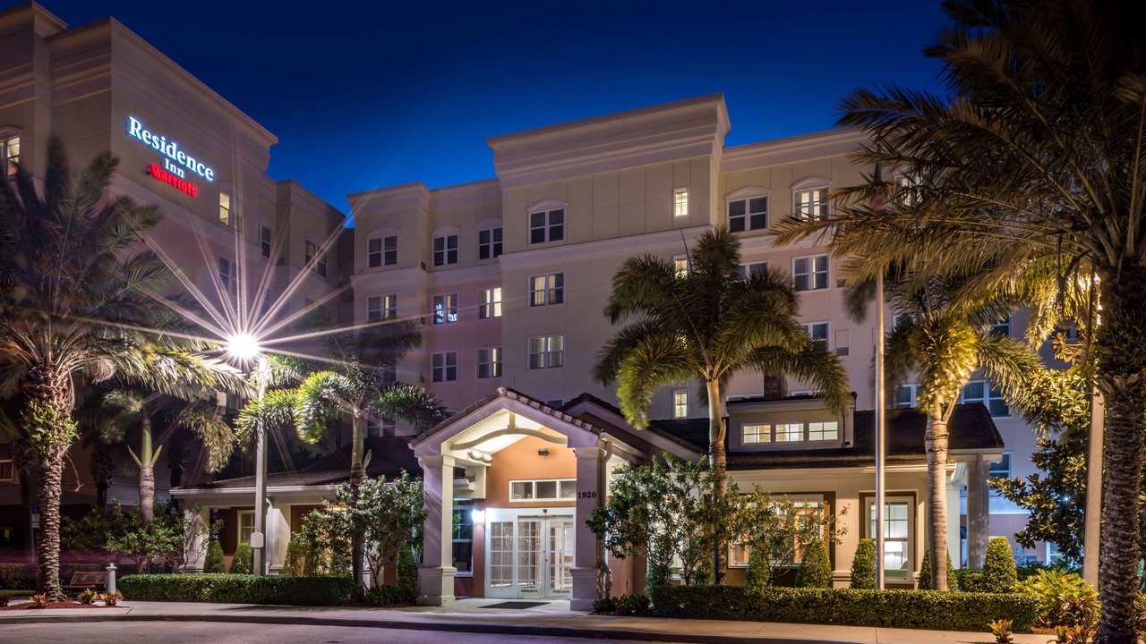 Photo of Buildings in Port Saint Lucie