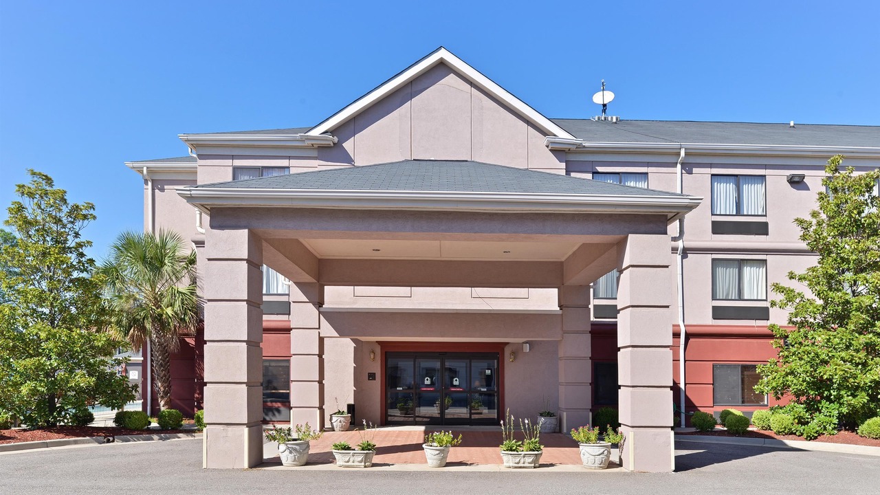 Photo of Buildings in National Hills