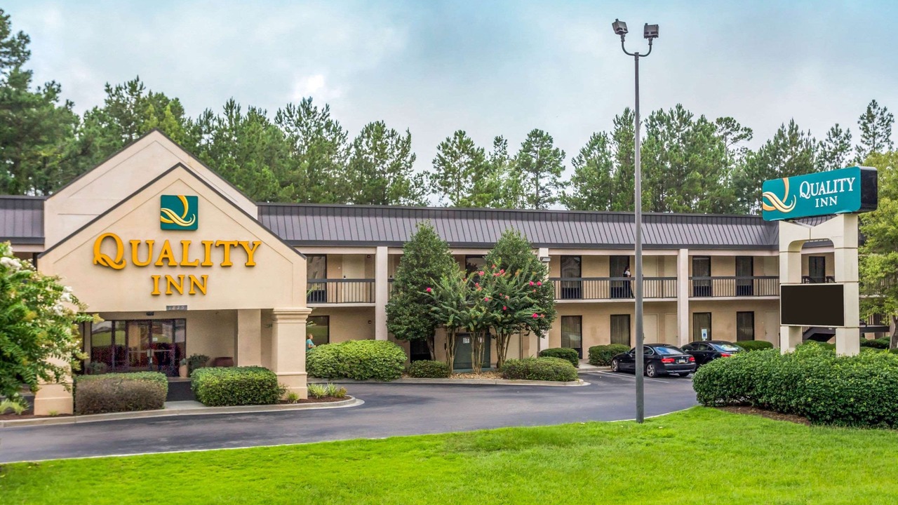 Photo of Buildings in Walterboro