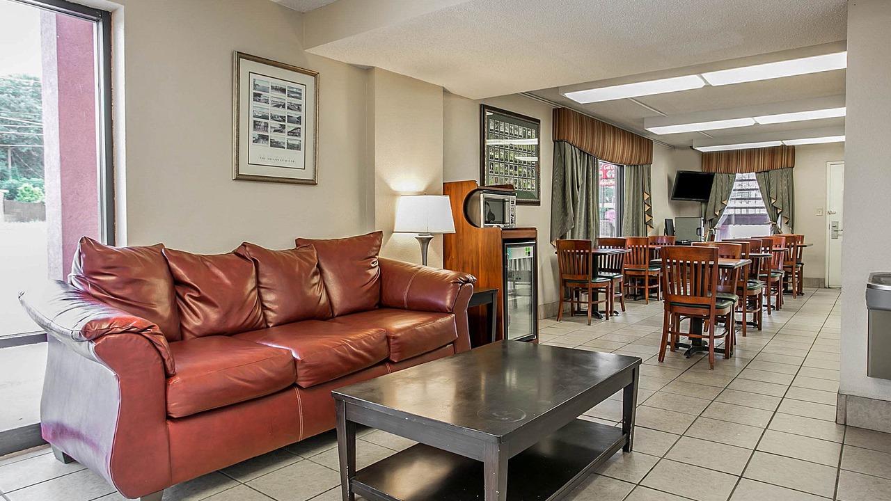 Photo of Livingroom in Gracewood