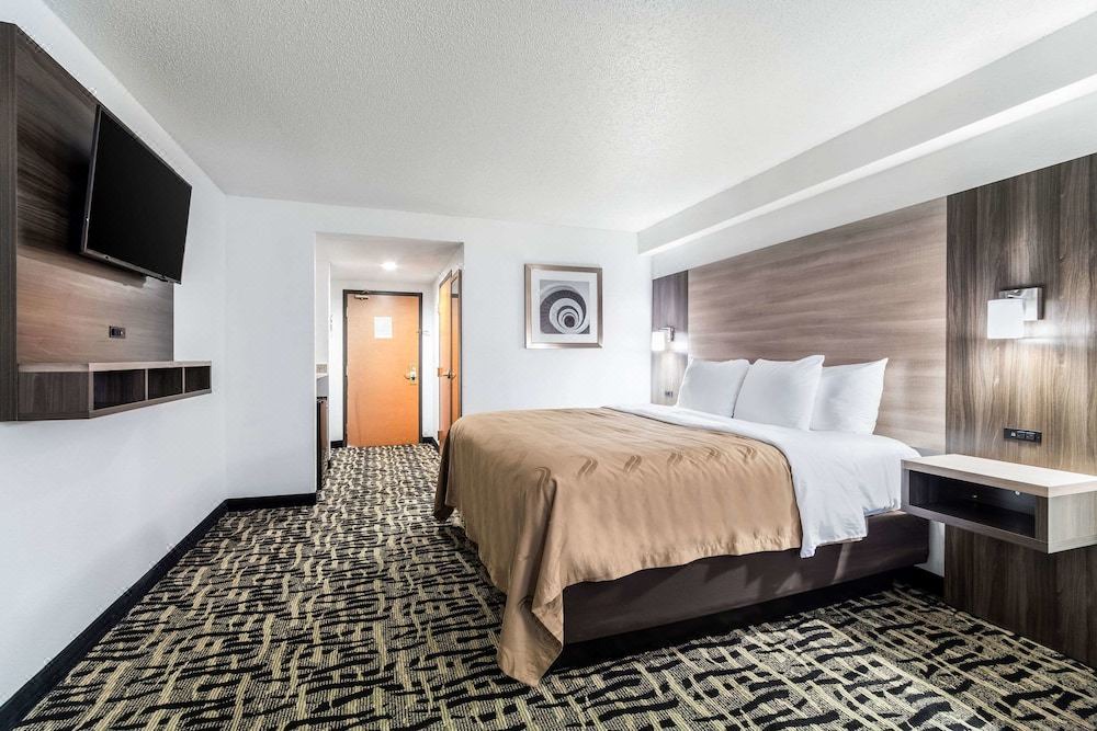 Photo of Bedroom in National Hills