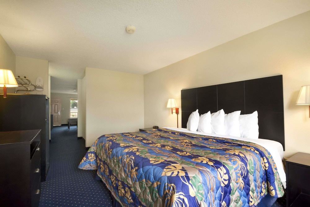 Photo of Bedroom in Alma