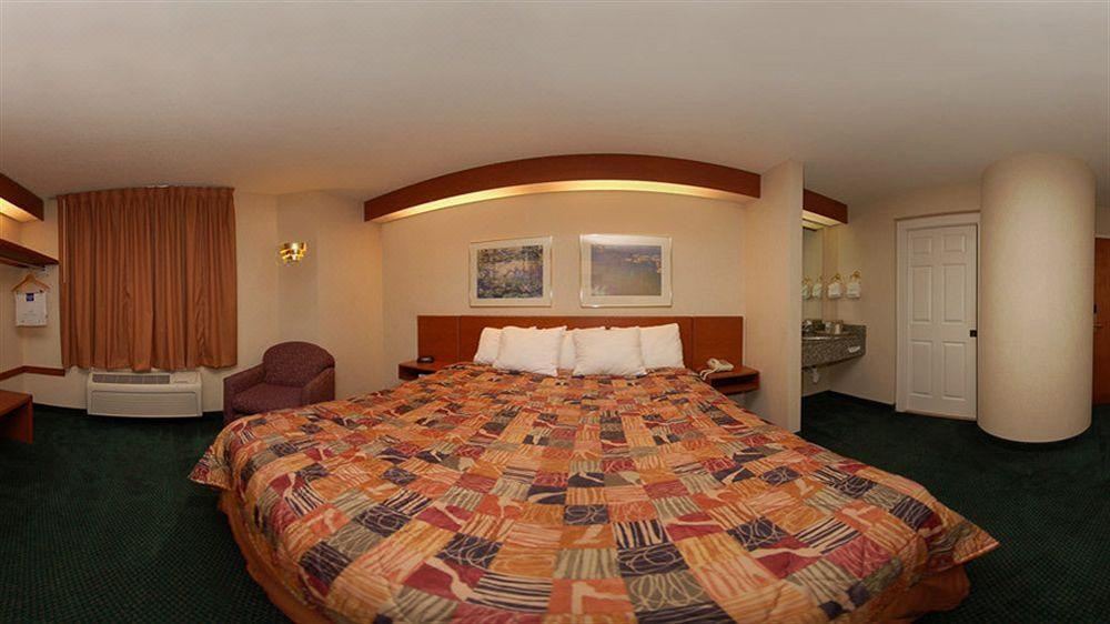 Photo of Bedroom in Walterboro - St. George