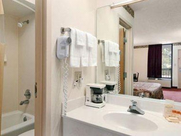 Photo of Bathroom in Clinton