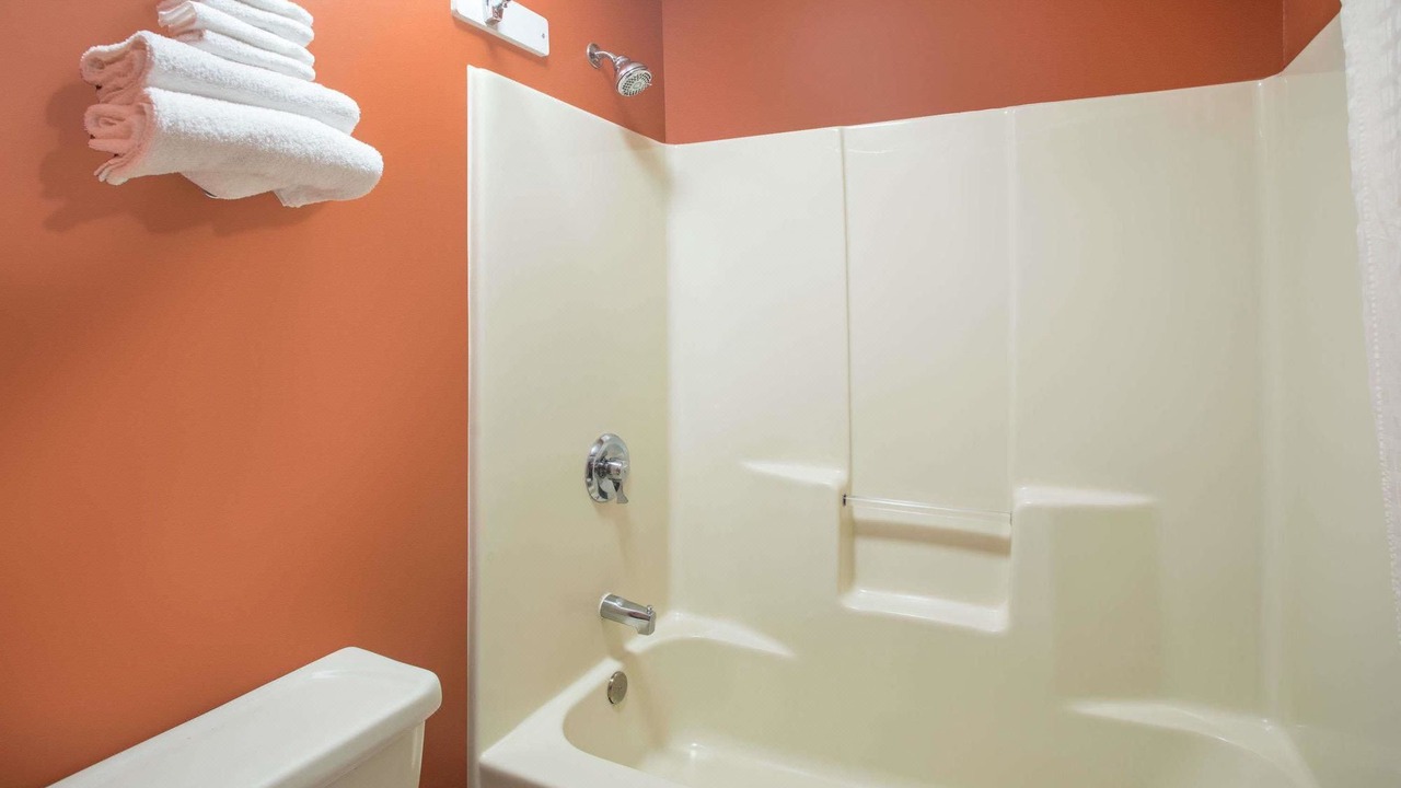 Photo of Bathroom in Commerce