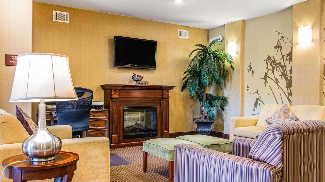 Photo of Livingroom in Pooler
