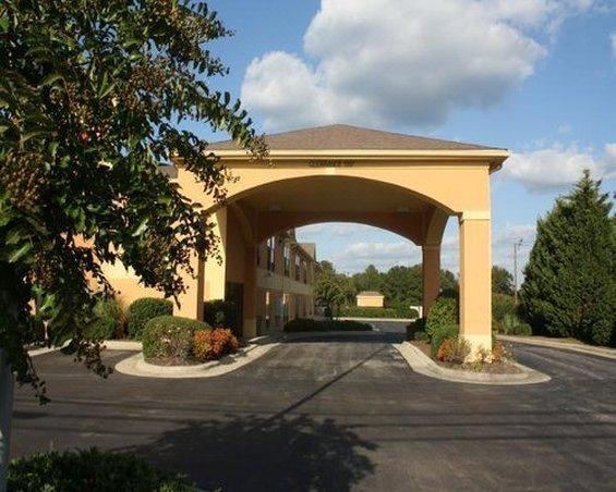 Photo of Buildings in Creedmoor