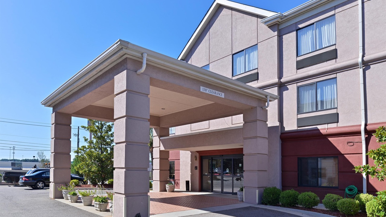Photo of Buildings in National Hills