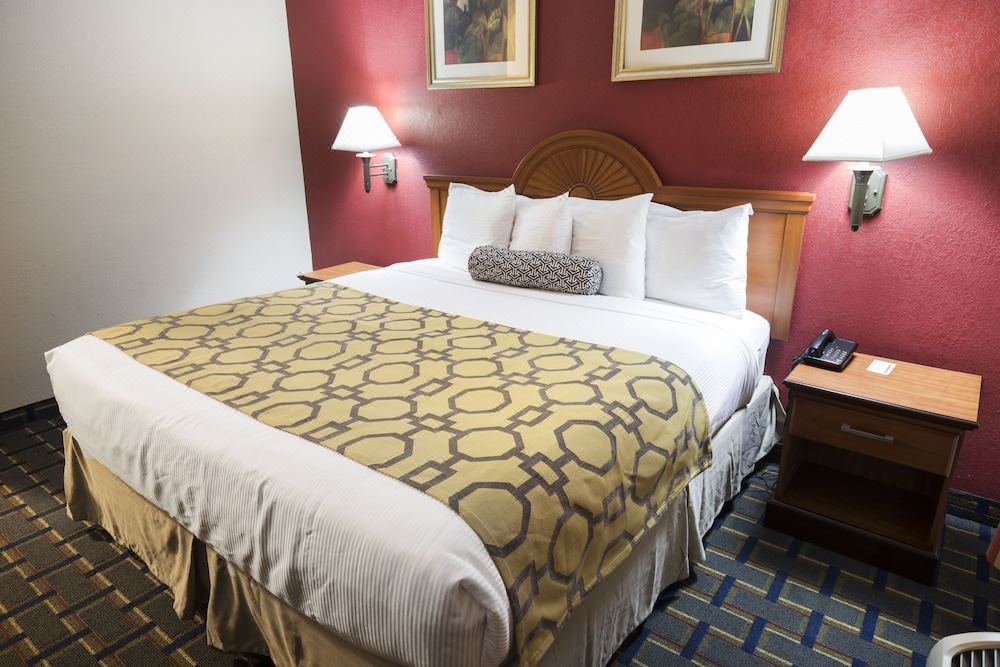 Photo of Bedroom in Pooler