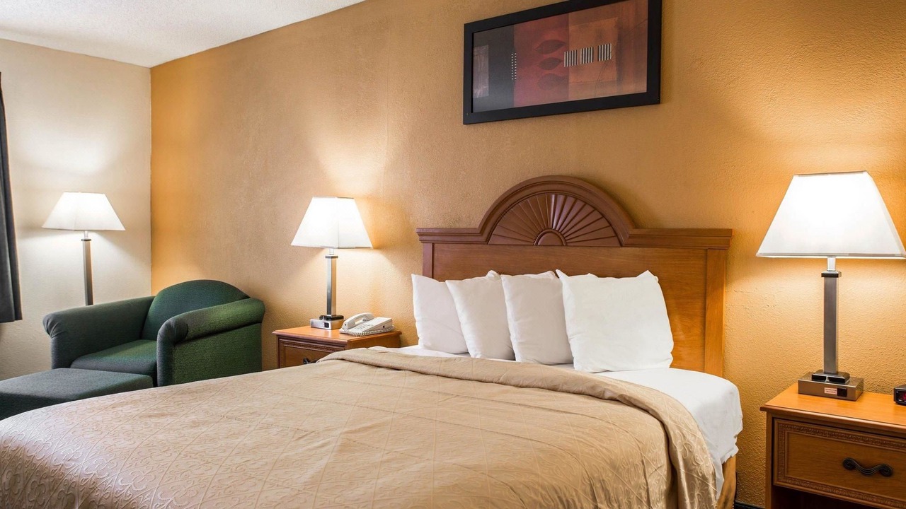 Photo of Bedroom in Seiglers Crossroads