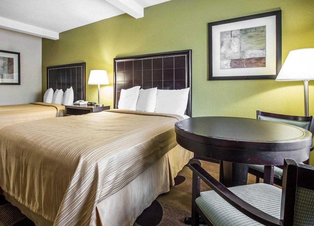 Photo of Bedroom in Greenwood