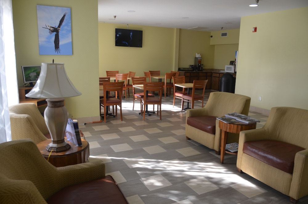 Photo of Livingroom in Statesboro