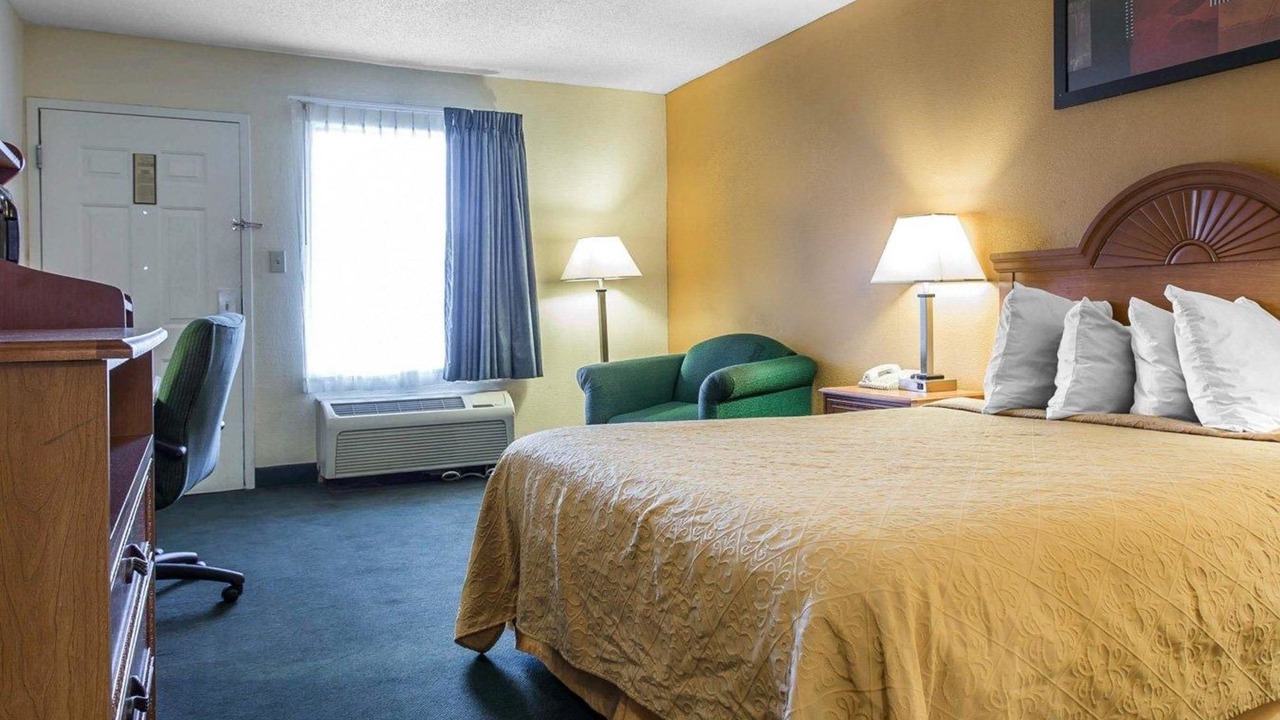 Photo of Bedroom in Seiglers Crossroads