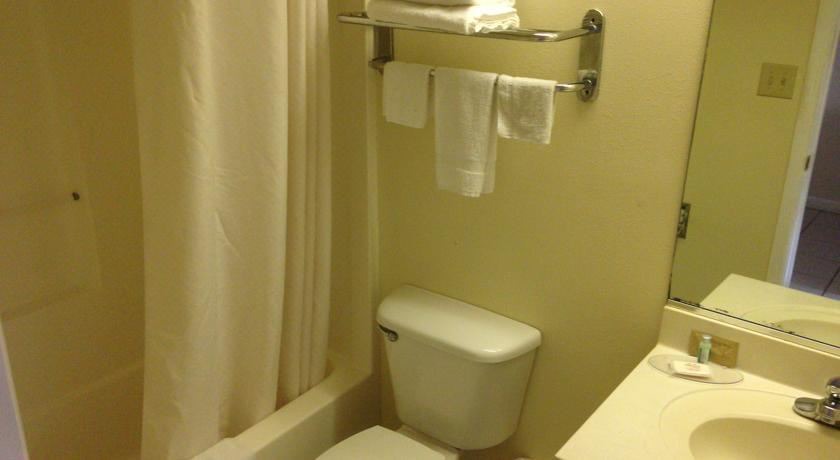 Photo of Bathroom in Gracewood