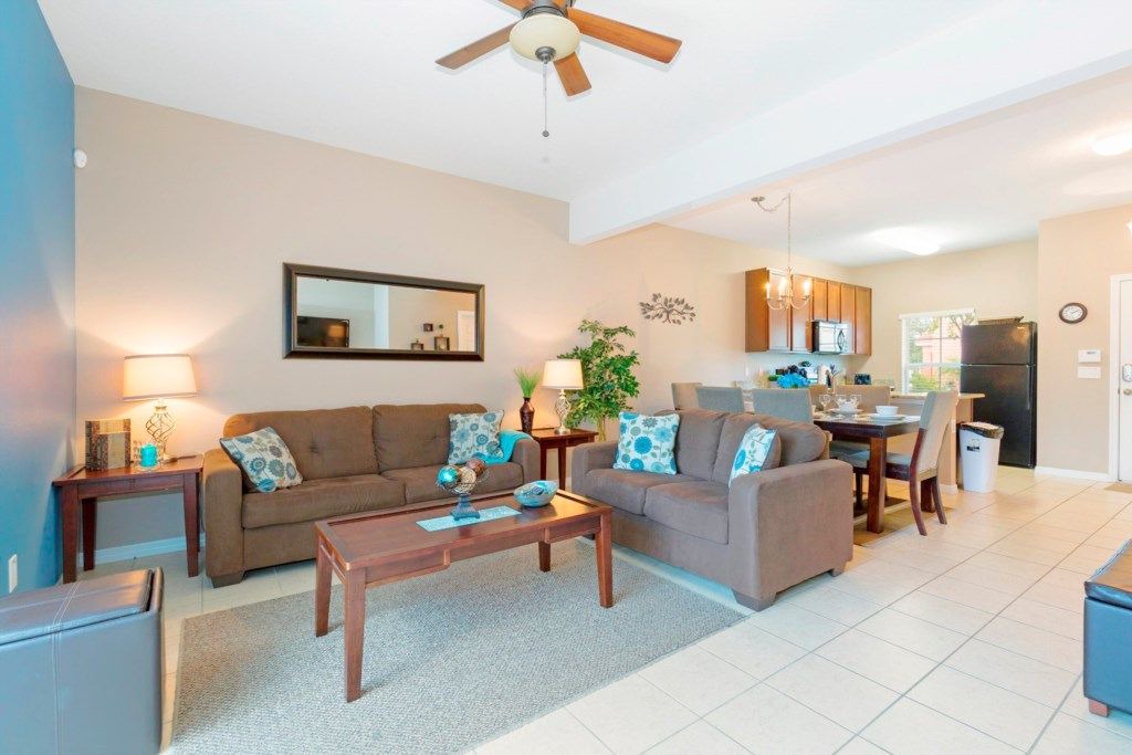 Photo of Livingroom in Seasons