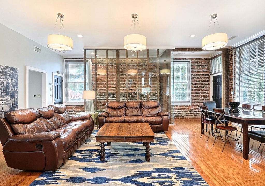 Photo of Livingroom in Historic Downtown Savannah