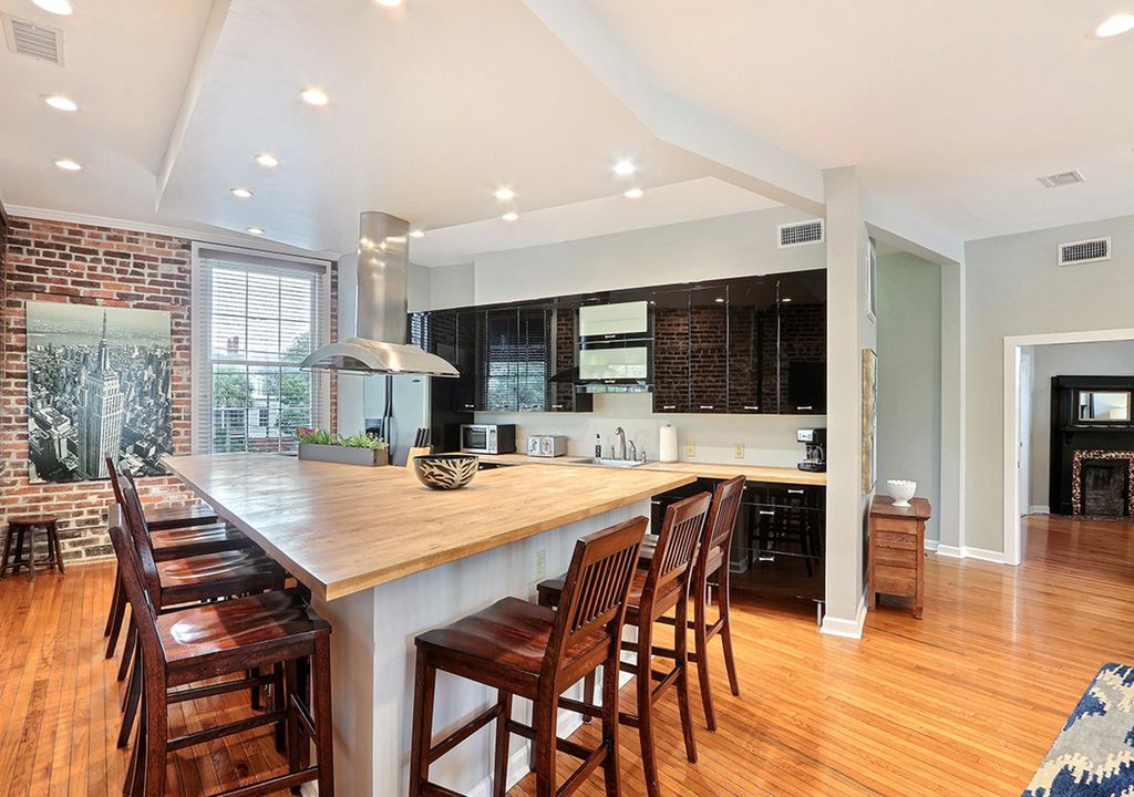 Photo of Livingroom in Historic Downtown Savannah