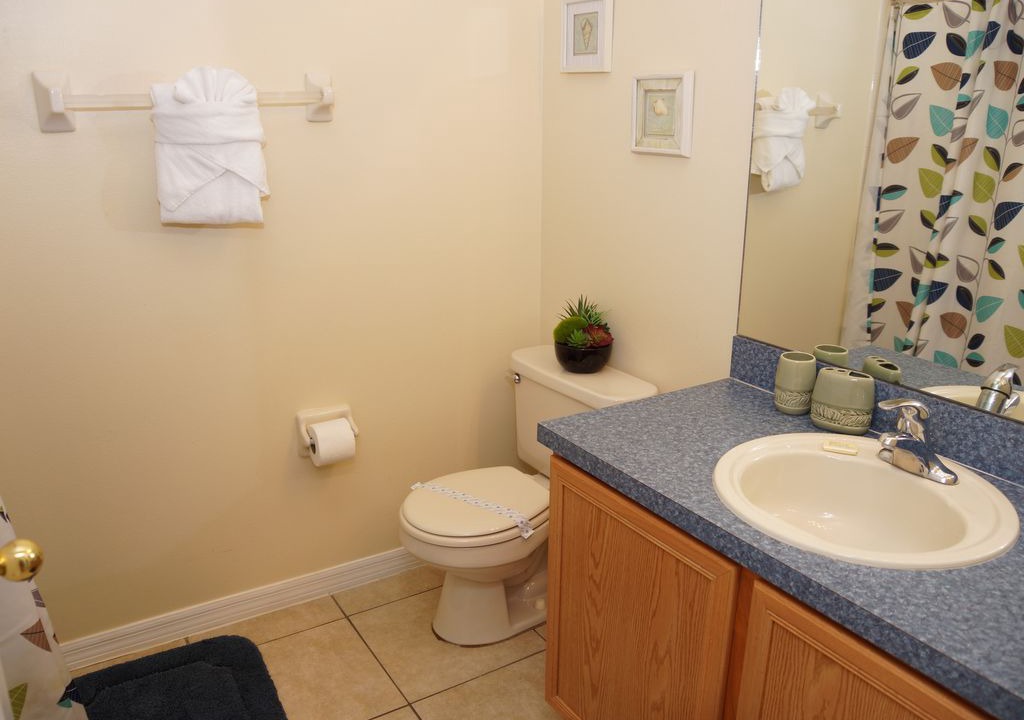 Photo of Bathroom in Crescent Lakes